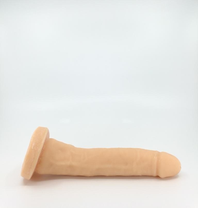 DILDO MACIZO SUAVE NACIONAL 18CM