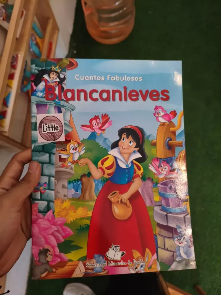 LIBRO CUENTOS FABULOSOS