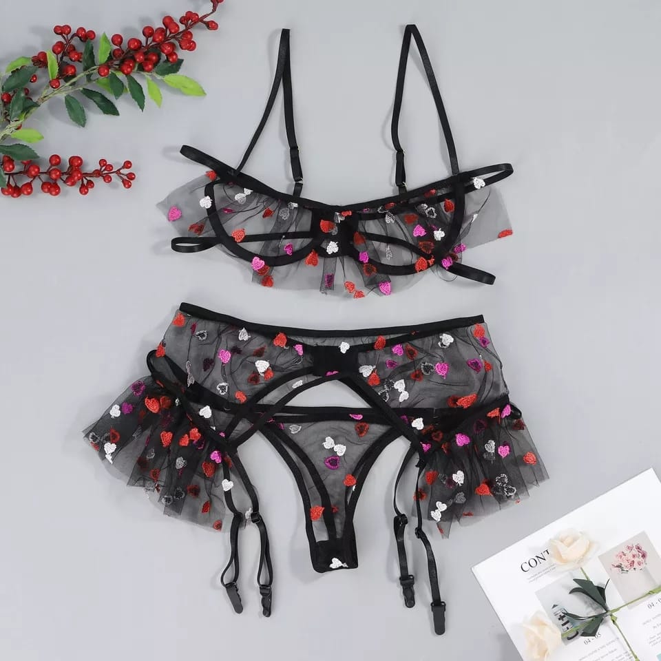 COORDINADO CORAZON 3 PZS (BRASIER,TANGA Y LIGUERO)